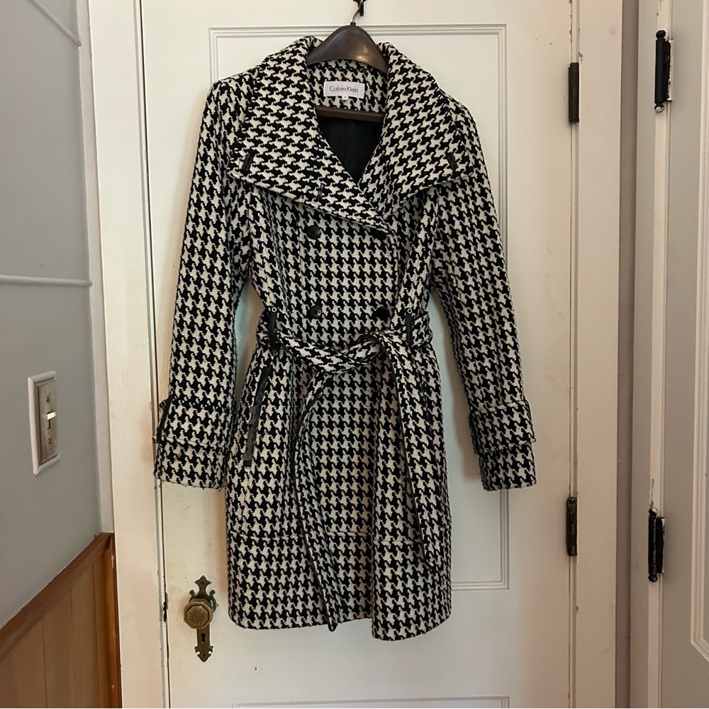 Calvin Klein Black and White Houndstooth Wool blend coat